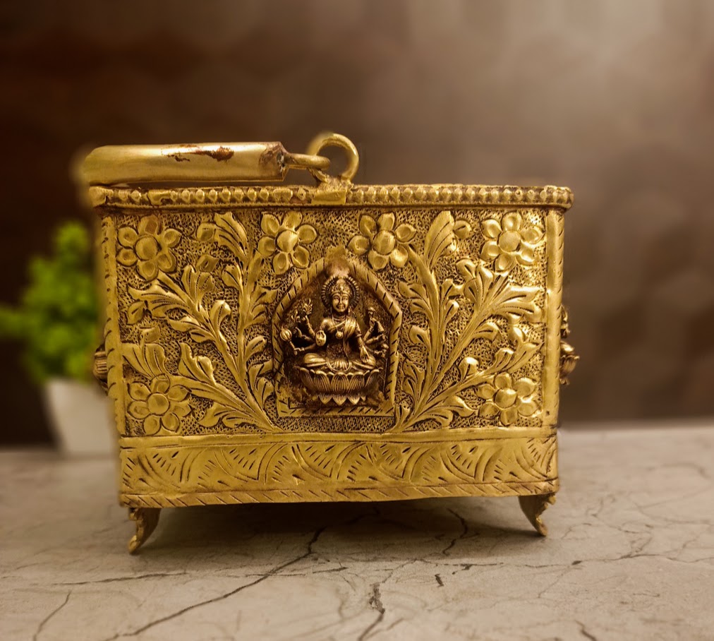 Premium Brass Ashtalakshmi Square Pooja Basket | 5" Traditional Pooja Flower Tokri