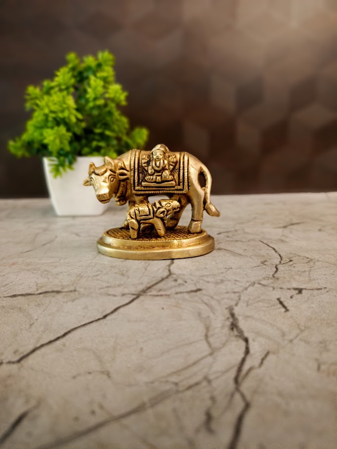 Small Brass Kamdhenu Cow & Calf Idol | Miniature Divine Motherhood Statue for Pooja & Vastu