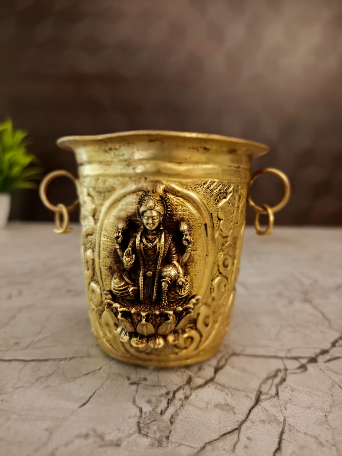 Premium Brass Perumal & Lakshmi on Padi | Divine Wealth Couple Statue for Vastu & Overflowing Prosperity