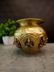 Premium Brass Ashtalakshmi Kalasam | Sacred 8-Form Goddess Chombu for Vastu & Wealth Pooja