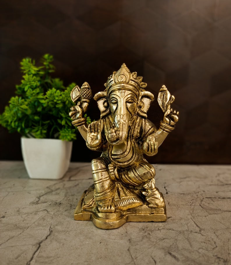 Premium Antique Black Brass Valampuri Ganesha Idol | Right-Sided Trunk Ganapati for Vastu & Heritage Decor