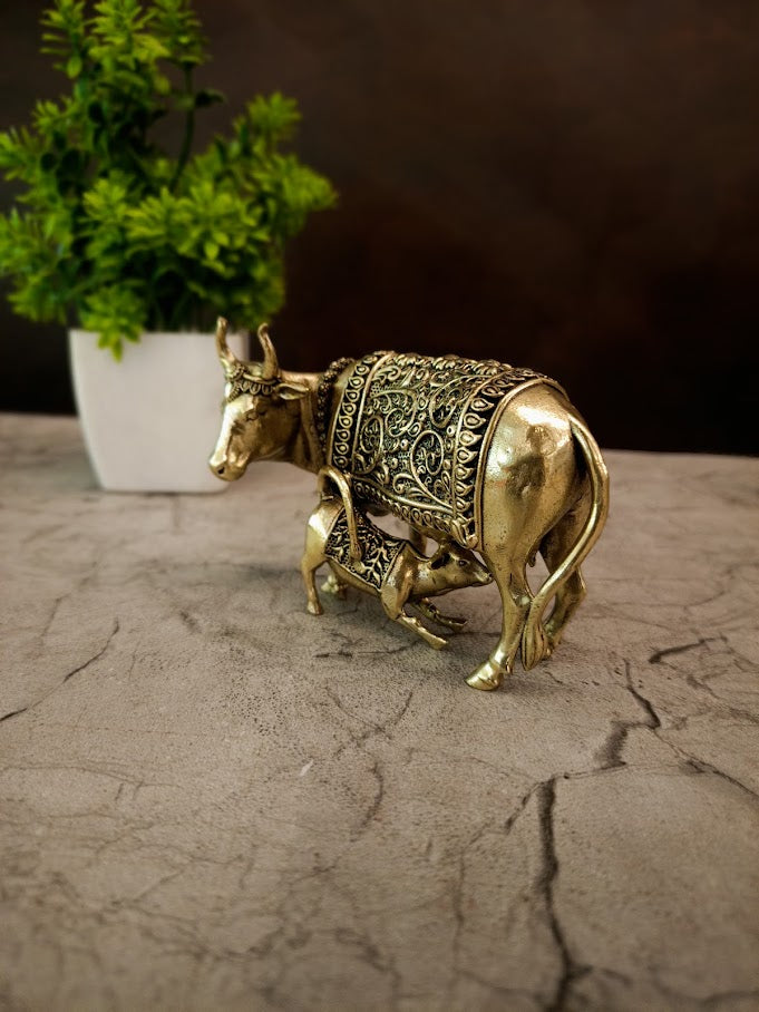 Premium Antique Brass Fine Art Cow And Calf Idol For Vastu Wealth And Home Decor