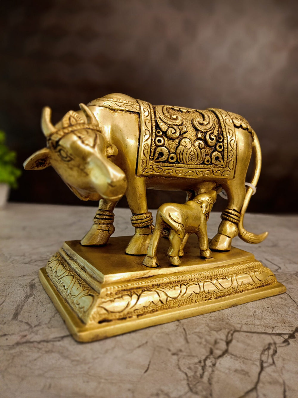Antique Brass Cow & Calf Idol | Traditional Kamadhenu Brass Statue with Ornate Embossed Design | 5 Inch Pooja & Home Décor