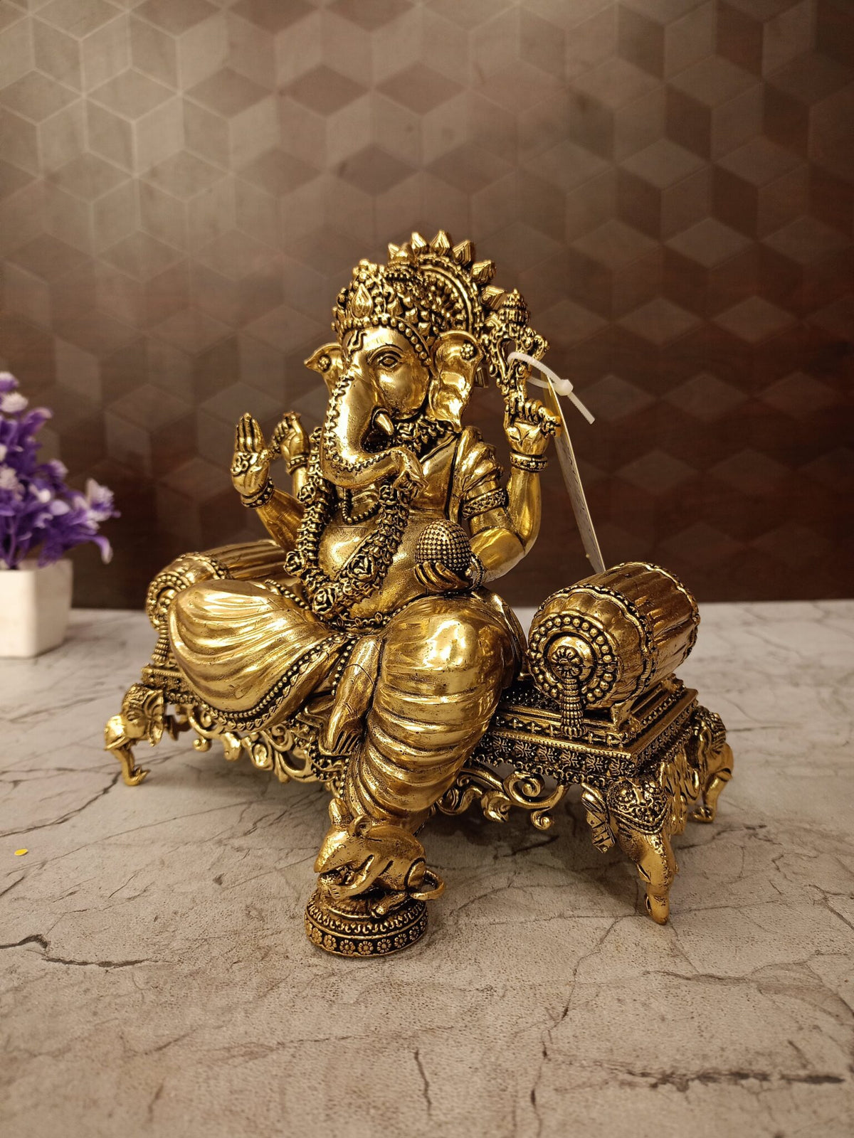 Premium Brass Fine Art Ganesha on Royal Sofa | Antique Vastu Vinayagar for Pooja Mandir & Wedding Gift (India)