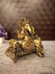 Premium Brass Fine Art Ganesha on Royal Sofa | Antique Vastu Vinayagar for Pooja Mandir & Wedding Gift (India)