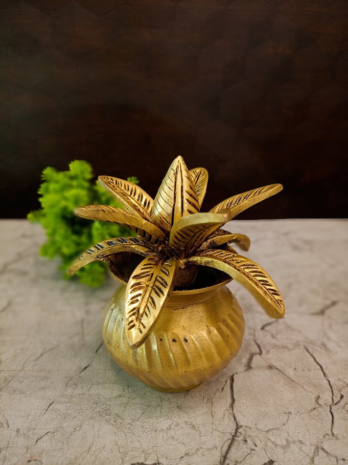 Auspicious Brass Kalasam  Traditional Purna Kalasha for Supreme Abundance & Ritual Sanctity