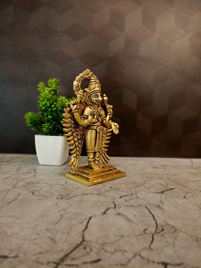 Premium Brass Karudalvar Idol | Majestic Garuda Alvar Statue for Vastu, Swift Success & Perumal Devotion