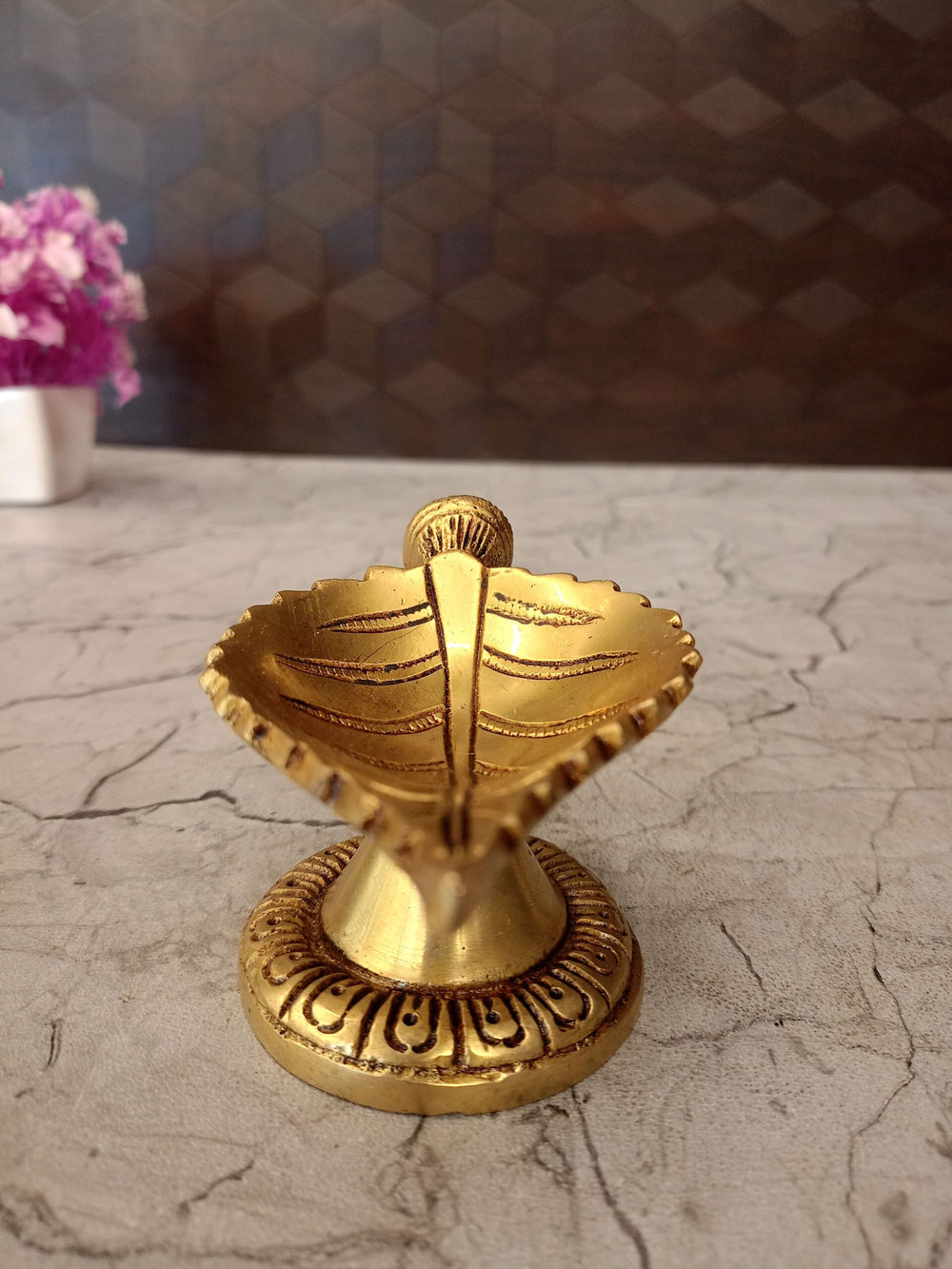 Premium Brass Sacred Leaf Diya | Authentic Botanical Deepam on Engraved Pedestal for Vastu & Daily Pooja Decor