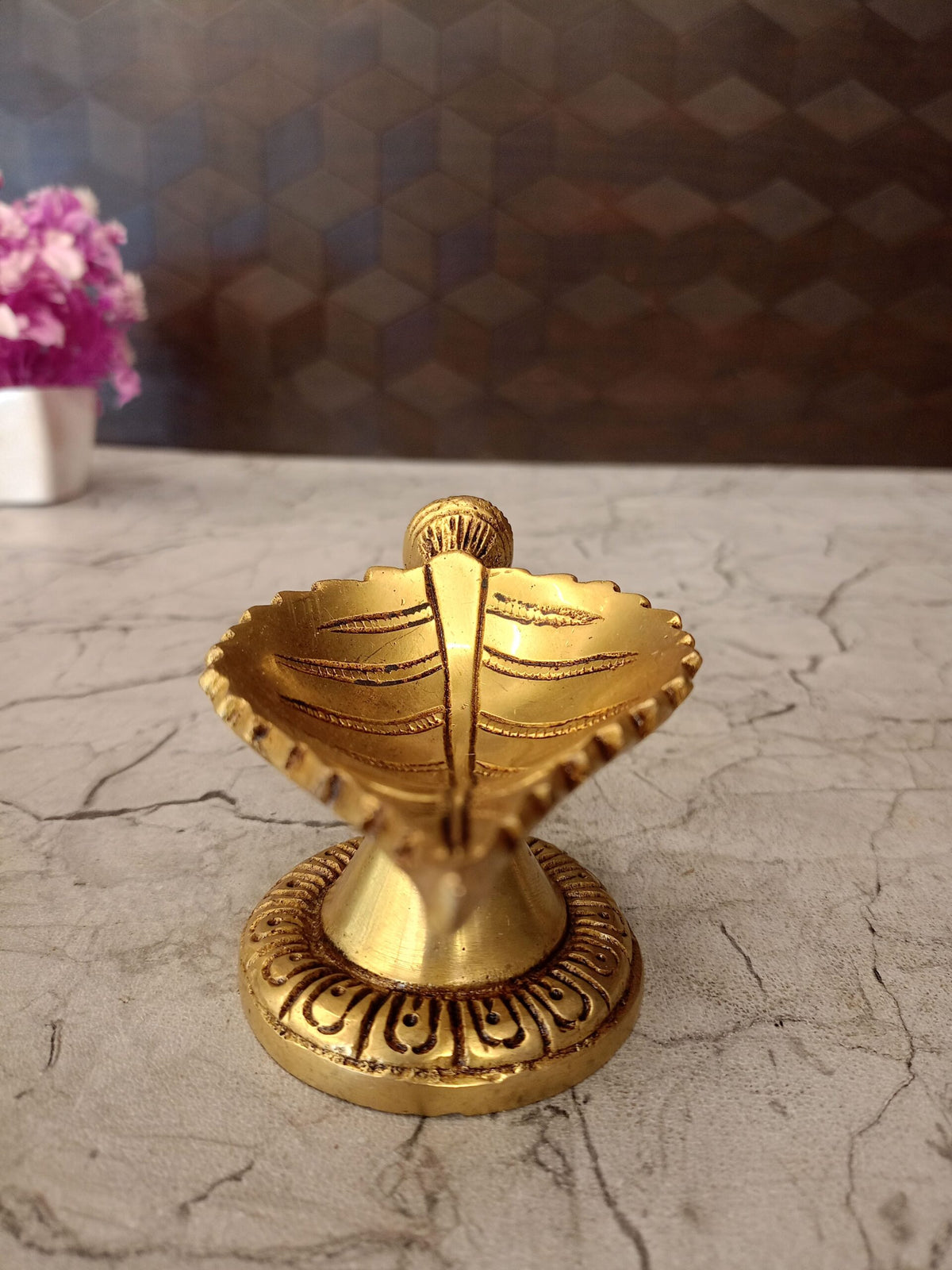 Premium Brass Sacred Leaf Diya | Authentic Botanical Deepam on Engraved Pedestal for Vastu & Daily Pooja Decor