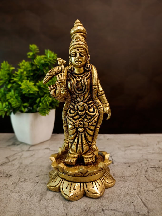 Premium Brass Goddess Meenakshi Idol | Sacred Madurai Amman Murti for Marital Harmony & Vastu