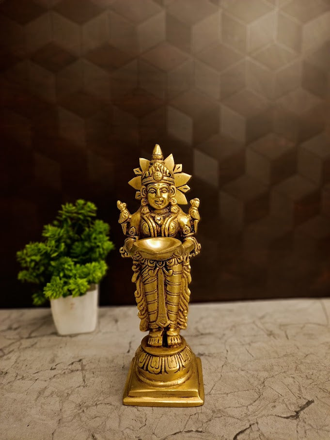 Premium Brass Pavai Diya | Traditional Lady Holding Lamp (Pavai Vilakku) for Pooja & Welcome Decor