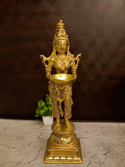 Royal Gopuram Crown Brass Paavai Vilakku | Authentic Deepalakshmi Diya with Tiered Square Base for Vastu & South Indian Altar Decor