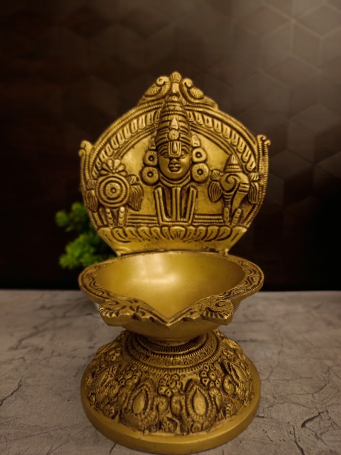 Premium Brass Perumal Diya | Divine Vishnu Namam Deepam for Vastu & Luxury Pooja Decor