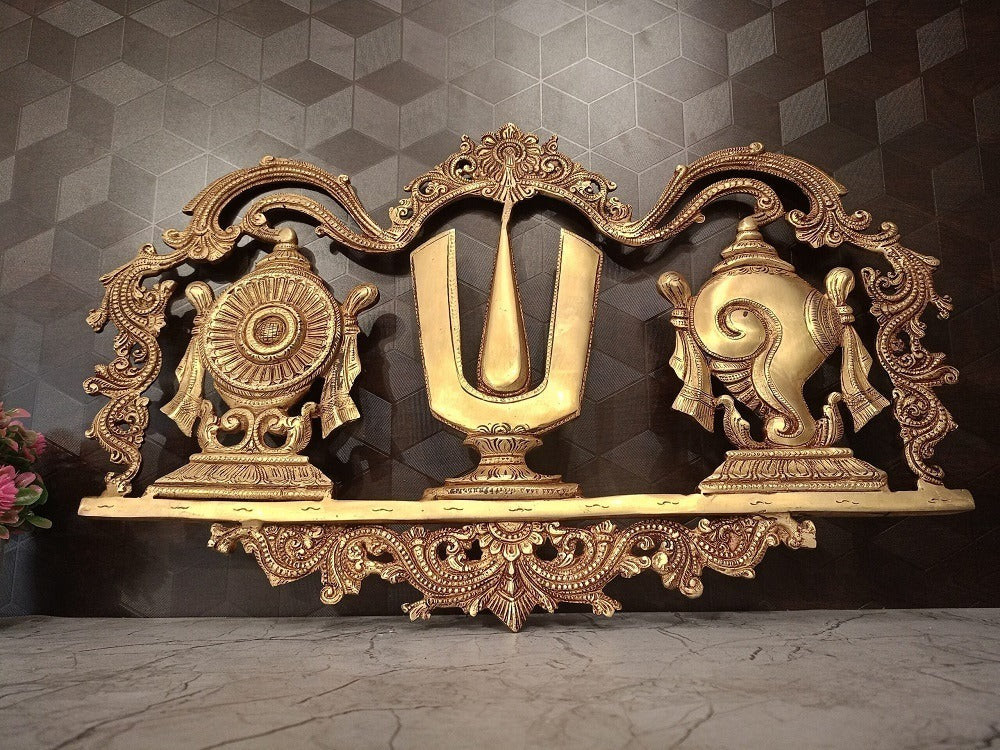 Premium Brass Perumal Namam Wall Mount | Sacred Sangu Chakra Door Accent for Pooja & Vastu Protection