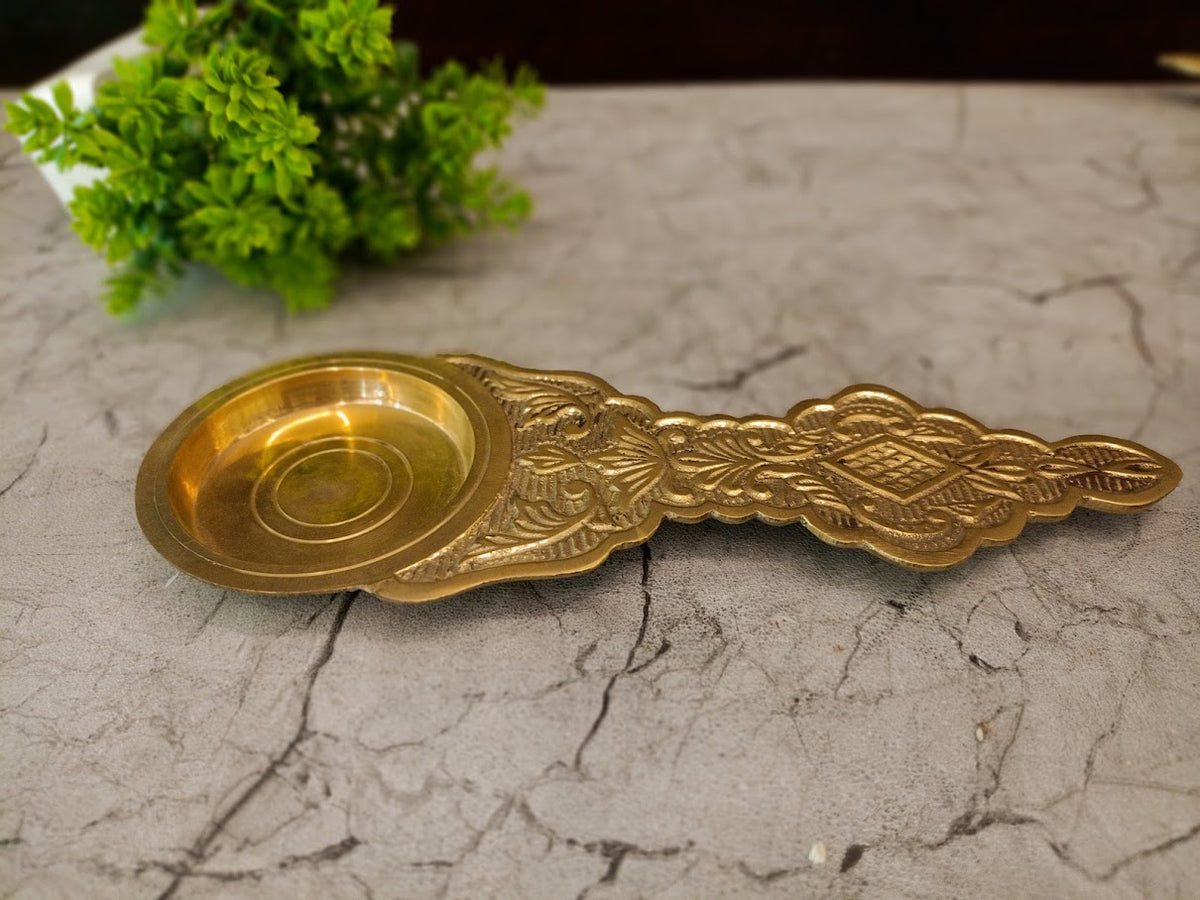 Premium Brass Eka Aarti Holder | Traditional Single Face Deepam with Handle for Daily Pooja & Vastu