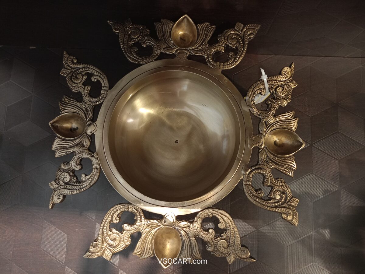 Brass Uruli With Diya