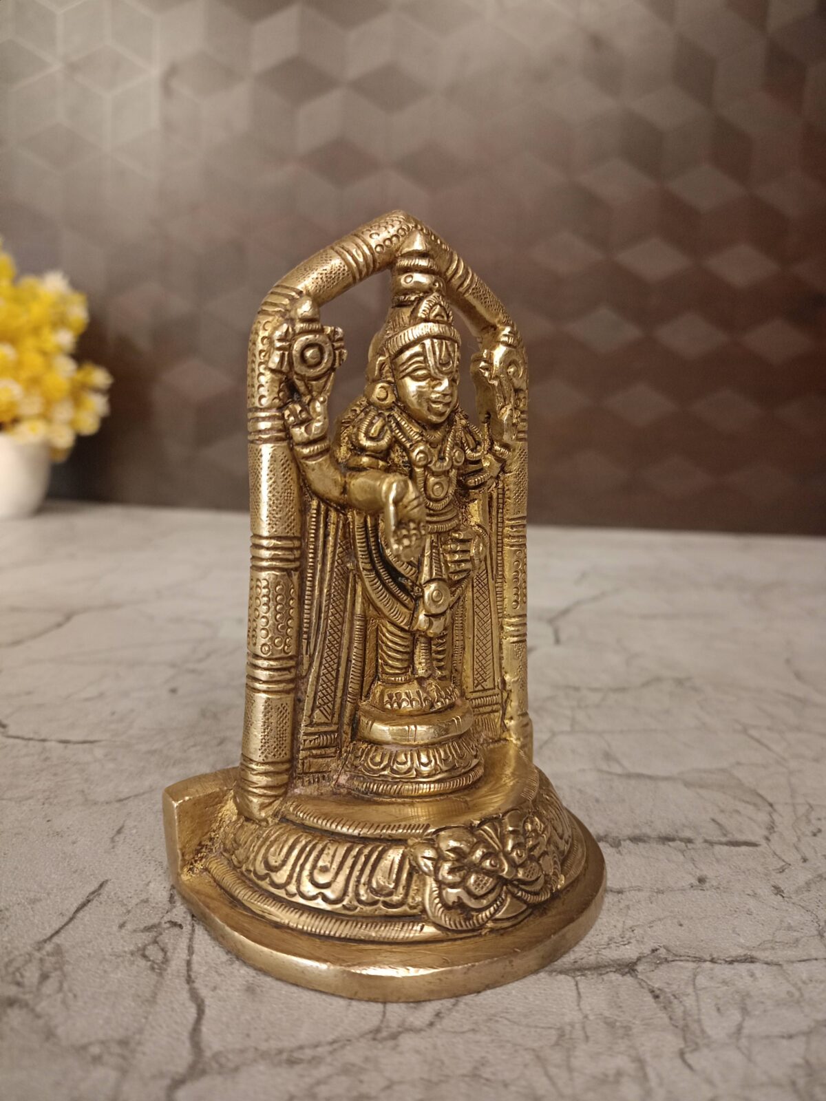 brass perumal idol pooja gift vgocart coimbatore india1 scaled