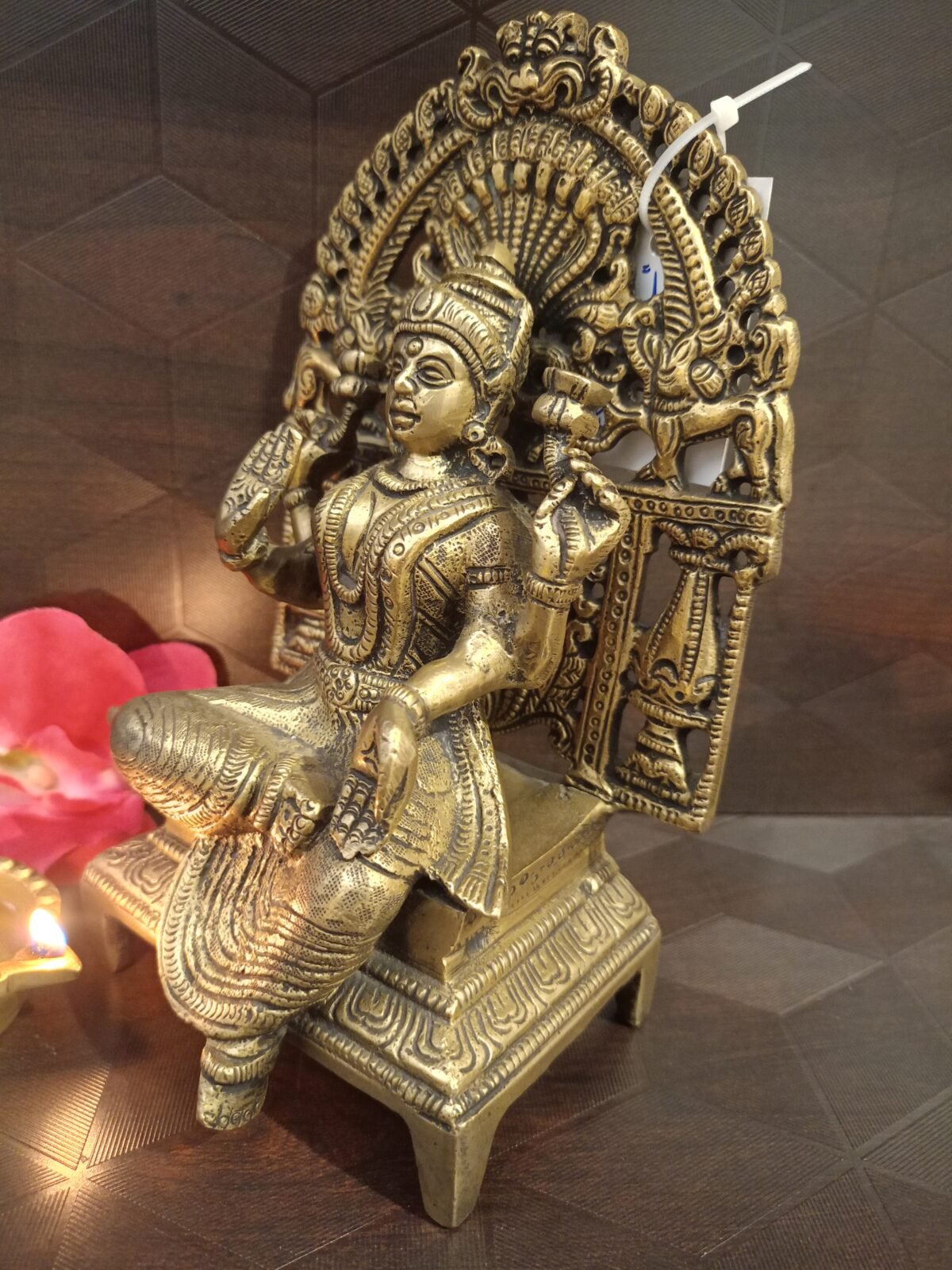 brass lakshmi idol pooja home online 2 scaled