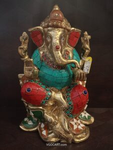 Brass Ganesha on lotus idol