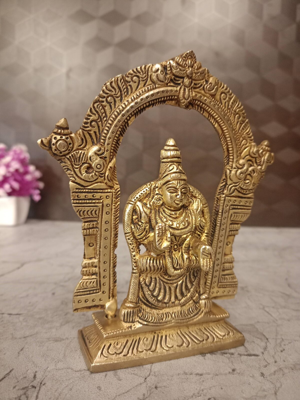 brass bathmavathi thayar idol pooja gift vgocart coimbatore india1 scaled