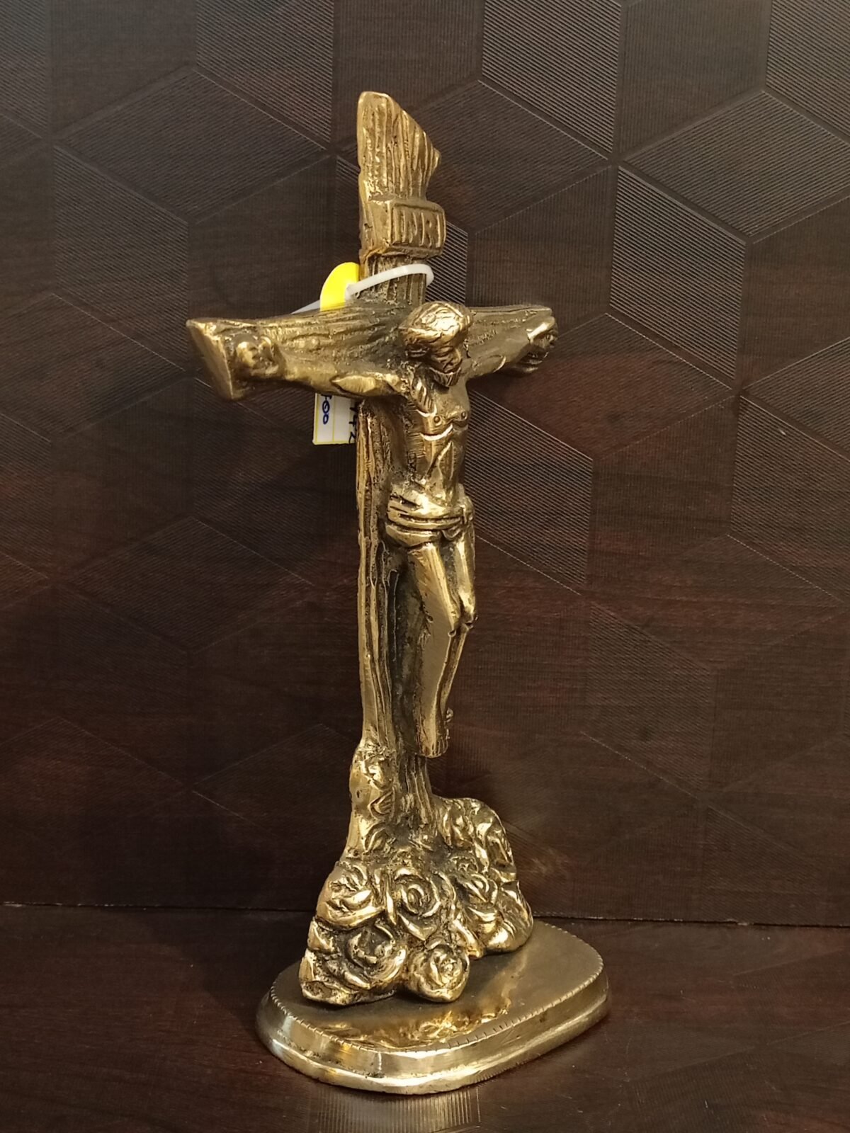 brass jesus cross statue 3 scaled