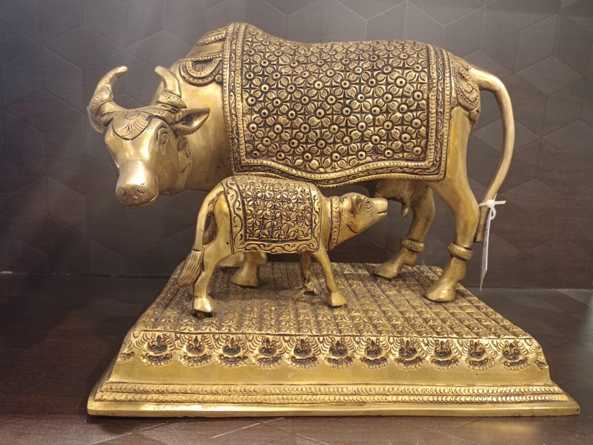 brass kamadhenu cow calf idol gift decor 1 scaled