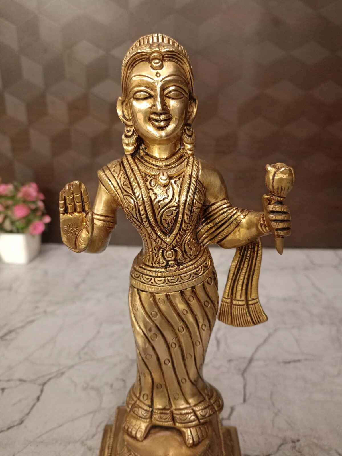 brass decor lady gift home decor vgocart coimbatore india scaled