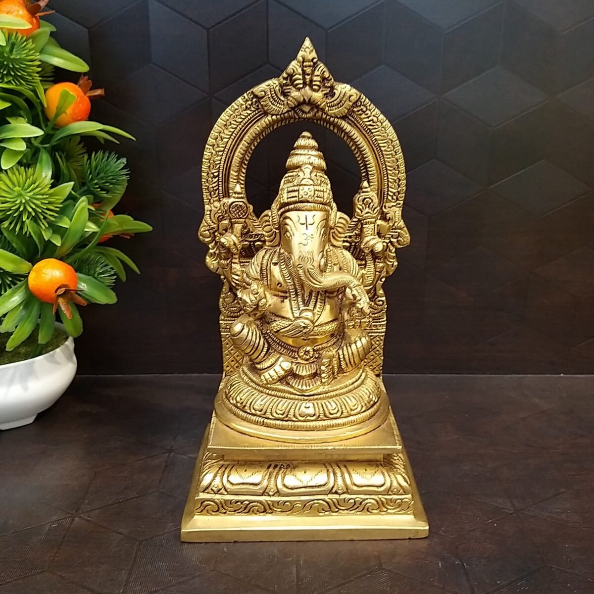 brass god ganesha with arch statues sets pooja items hindu god statues home decor gift buy online india 3