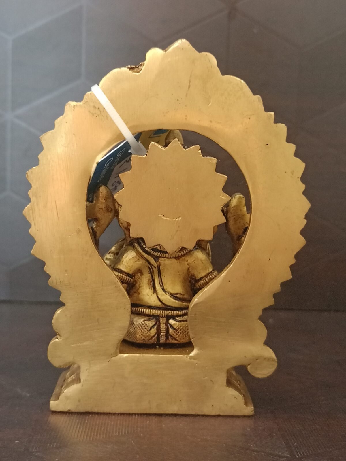 brass ganesha idol small with arch 3 scaled