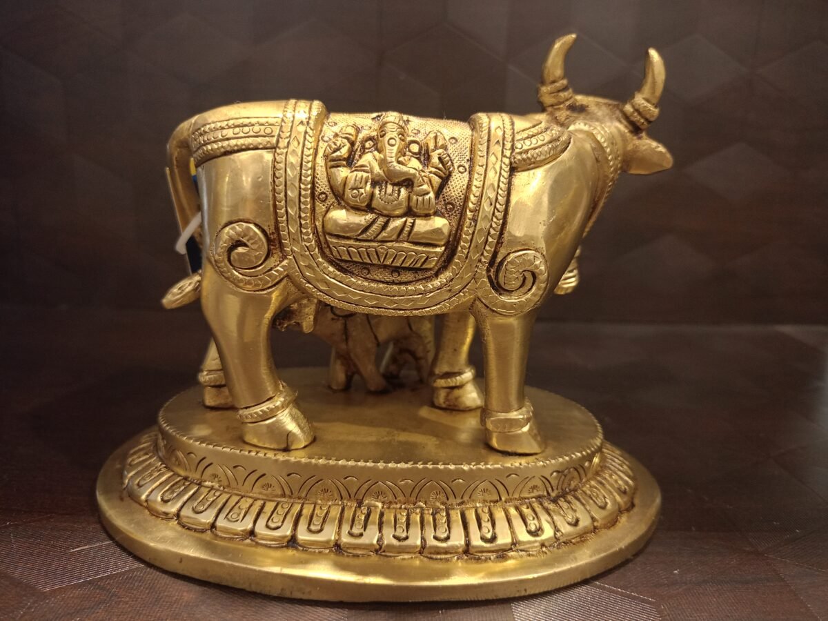 brass gomatha with ganesha and lakshmi idol 3 scaled
