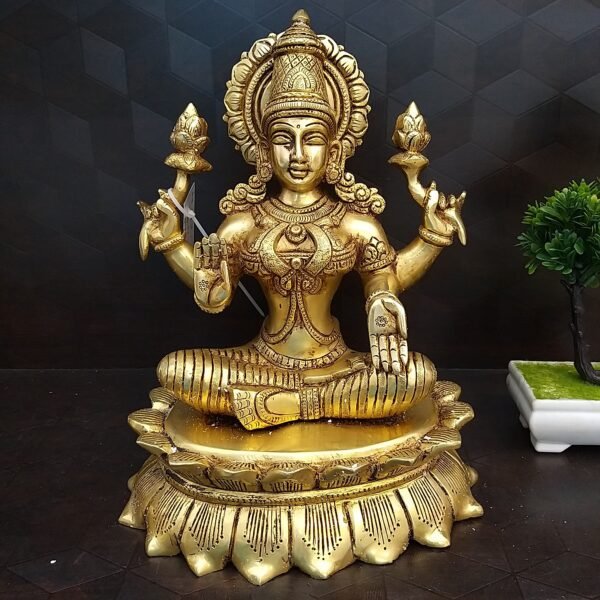 Brass Big Superfine Lakshmi Statue