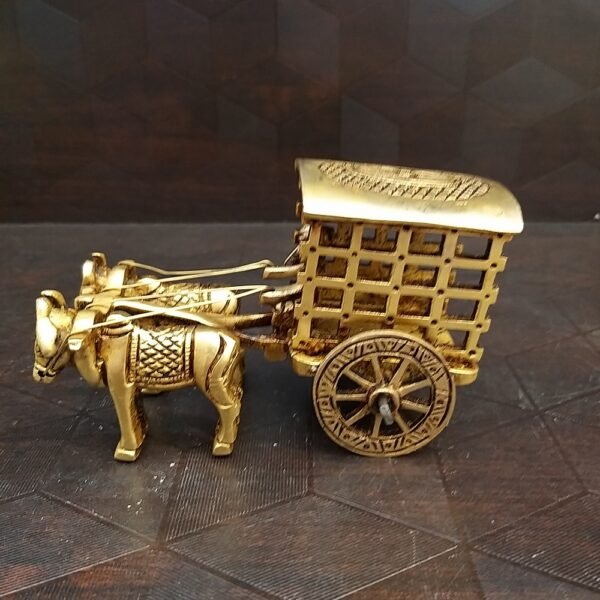 Brass Closed Type Bullock Cart Idol
