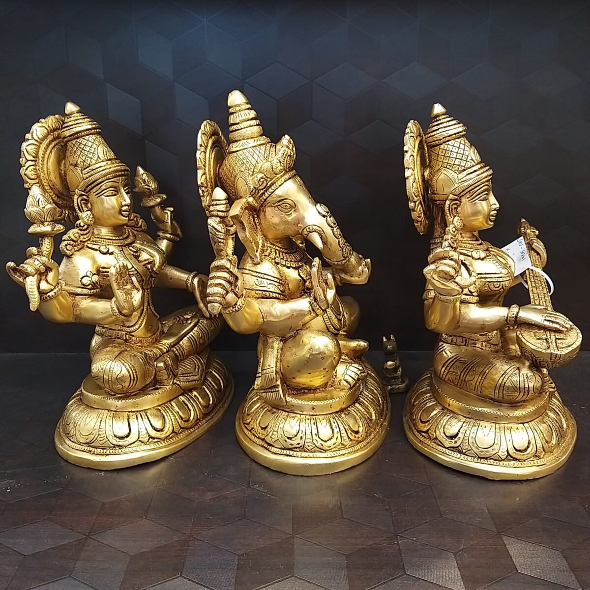 brass ganesha lakshmi set big statues hindu god statues home decor pooja items gift buy online india 10260 1 scaled