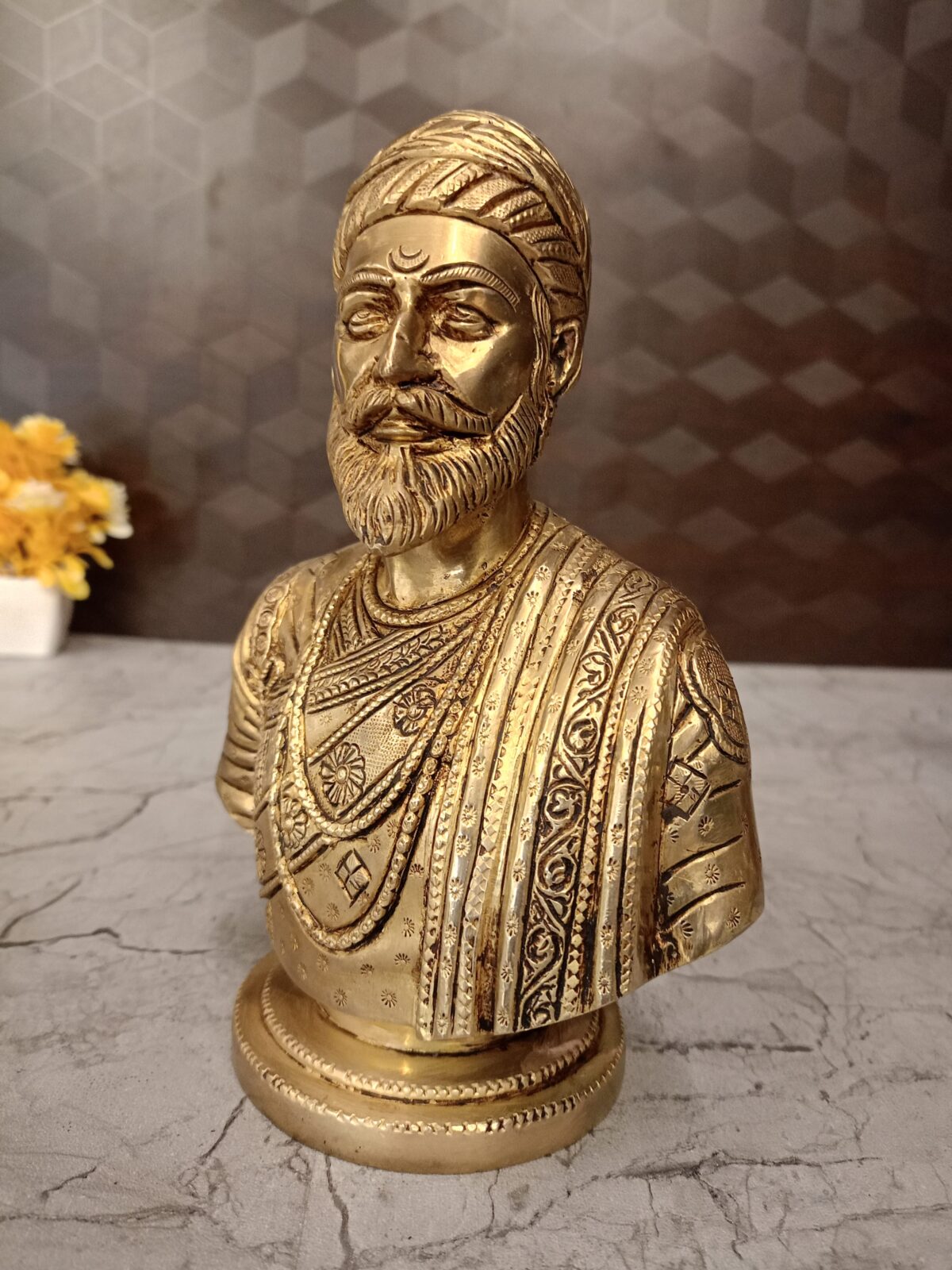 brass veera shivaji gift vgocart coimbatore india1 scaled