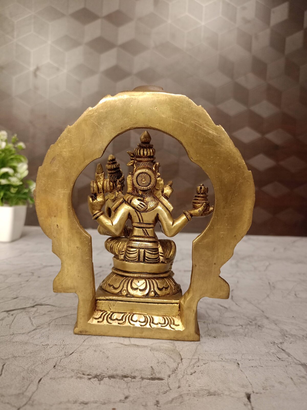 brass arch shiva parvathi pooja gift vgocart coimbatore india3 scaled