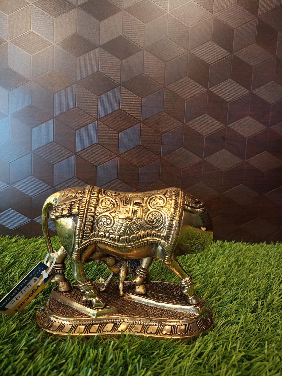 brass kamadhenu idol with swastik design pooja items buy online coimbatore india 4 scaled