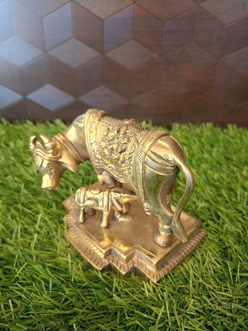 brass kamadhenu with lakshmi ganesha small hindu god statue3 buy online india rm162