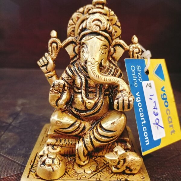 Brass Ganesha with chowki idol