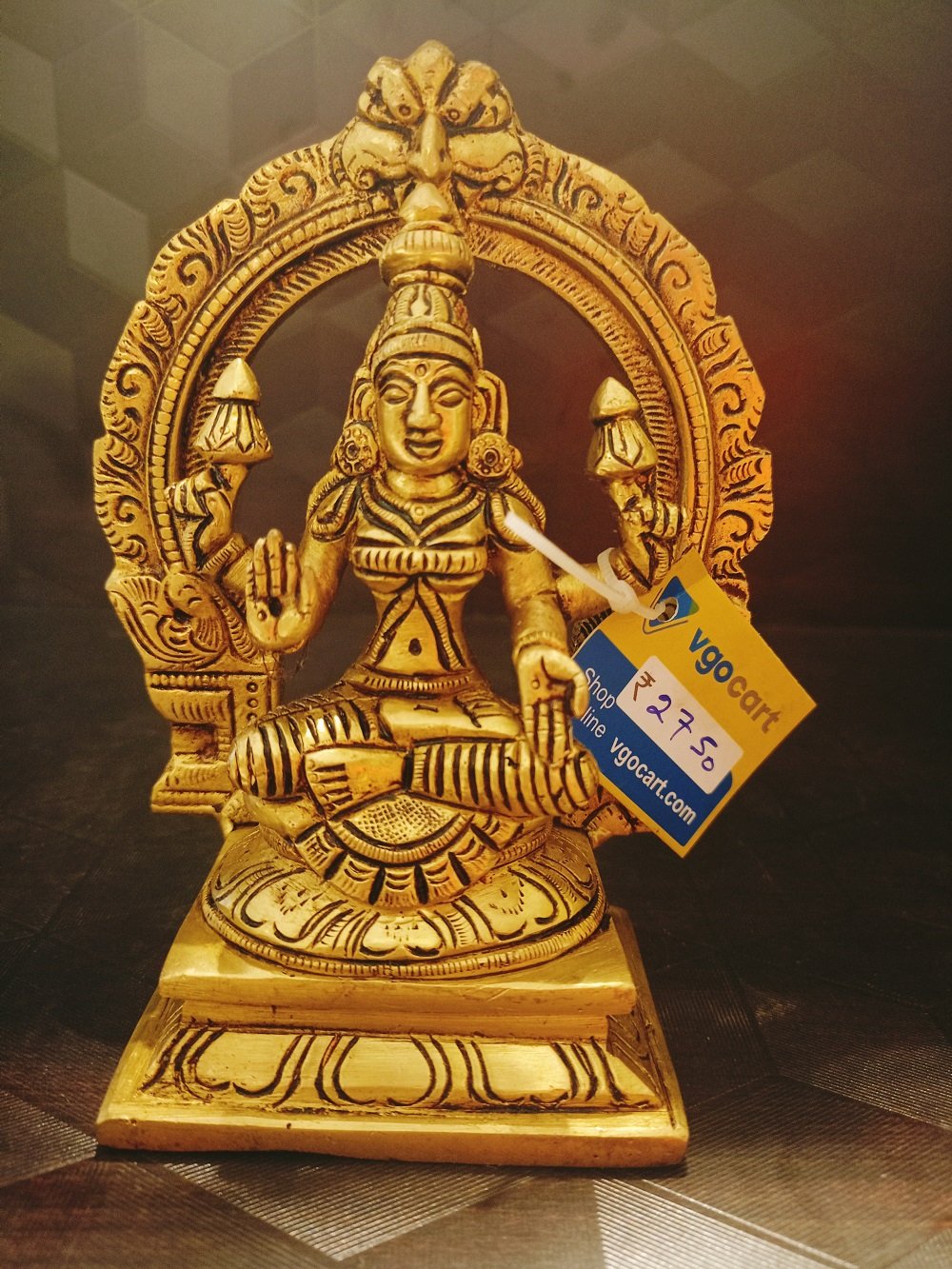 brass lakshmi with arch statue BA113120