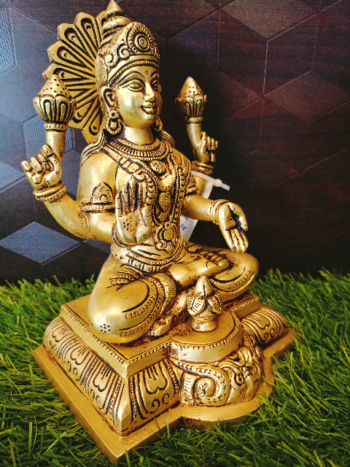 Brass Lakshmi Idol lakshmi idol for pooja Antique lakshmi idol Brass Antique shop near me
