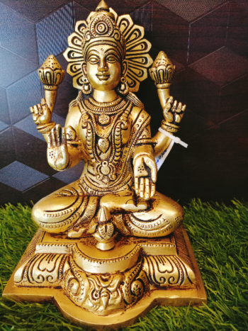 Brass Lakshmi Idol lakshmi idol for pooja Antique lakshmi idol Brass Antique shop near me