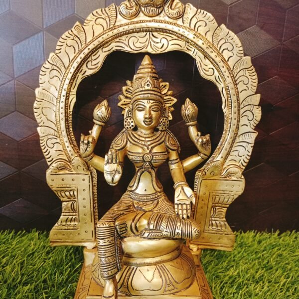 Brass Mahalakshmi with Thiruvachi