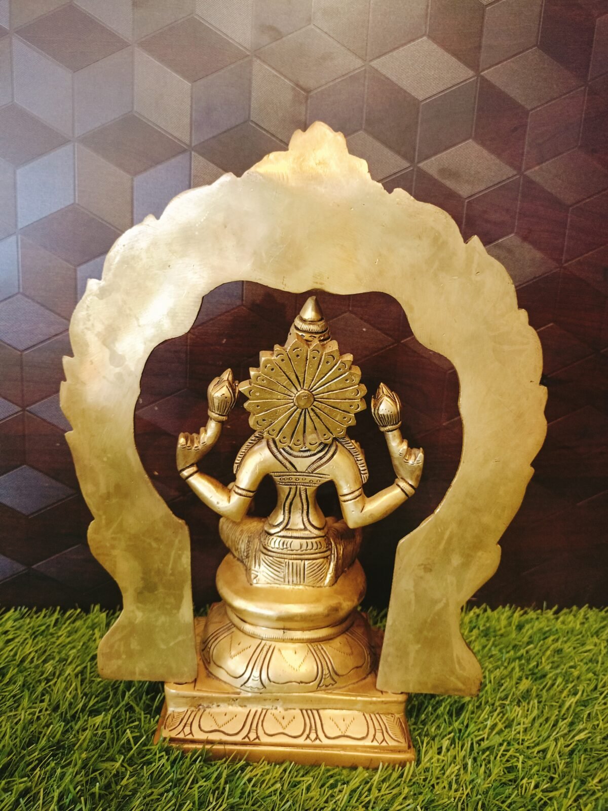 buy brass mahalakshmi with thiruvachi online 4 scaled