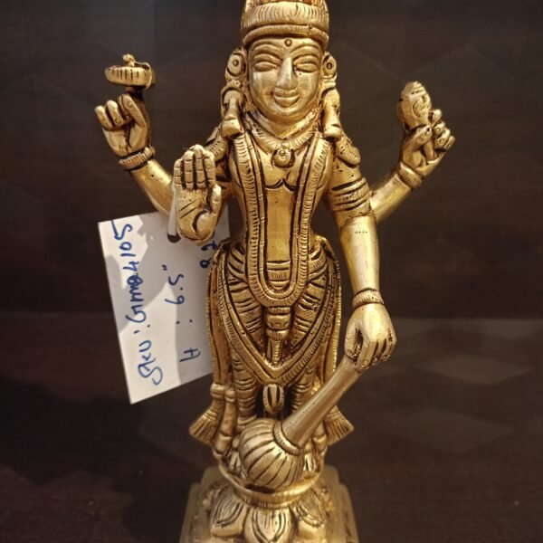 Lord Maha Vishnu idol