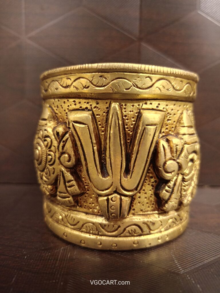 brass lakshmi kubera kuncham