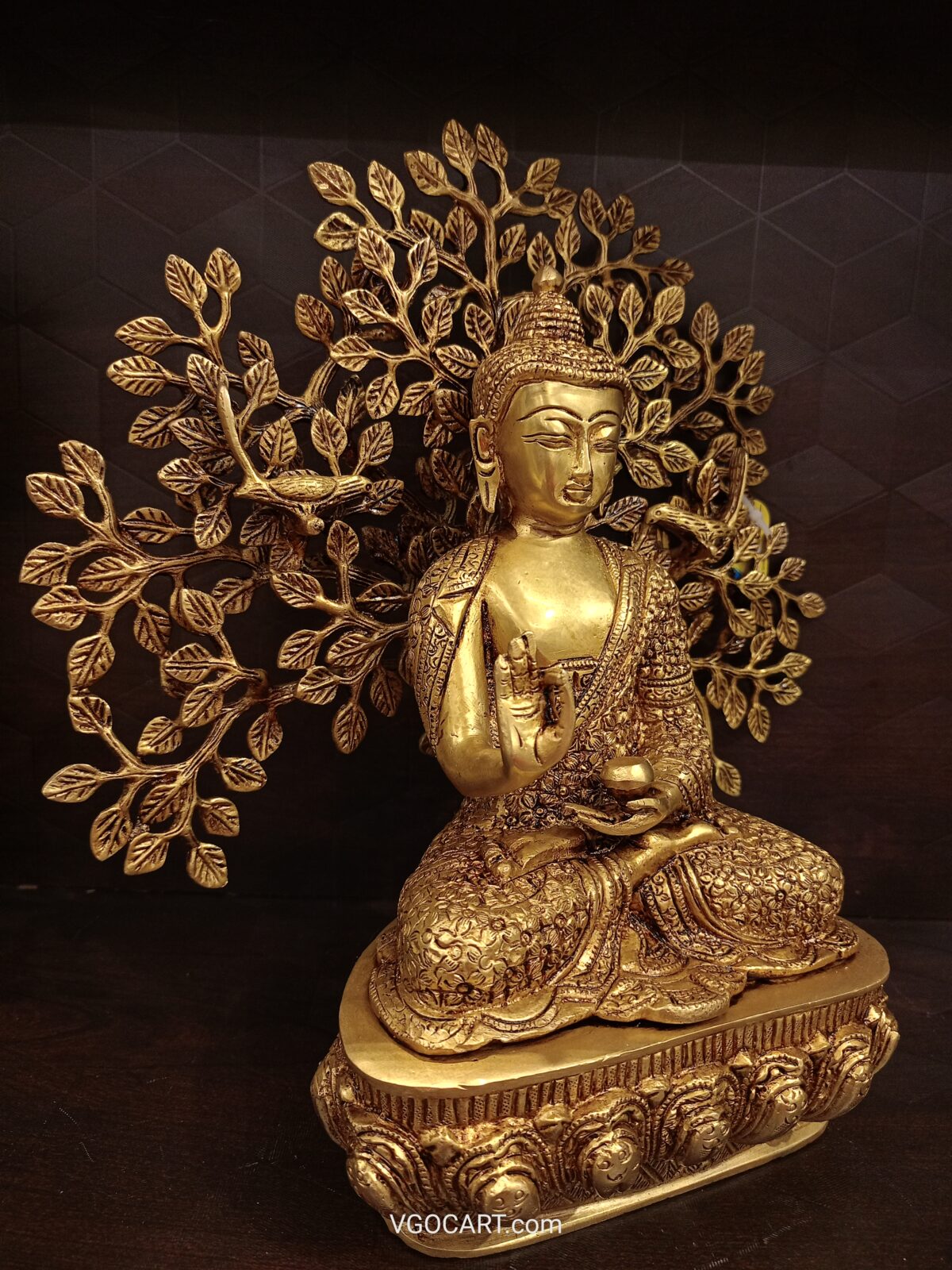 brass buddha under tree gift vgocart coimbatore india3 scaled