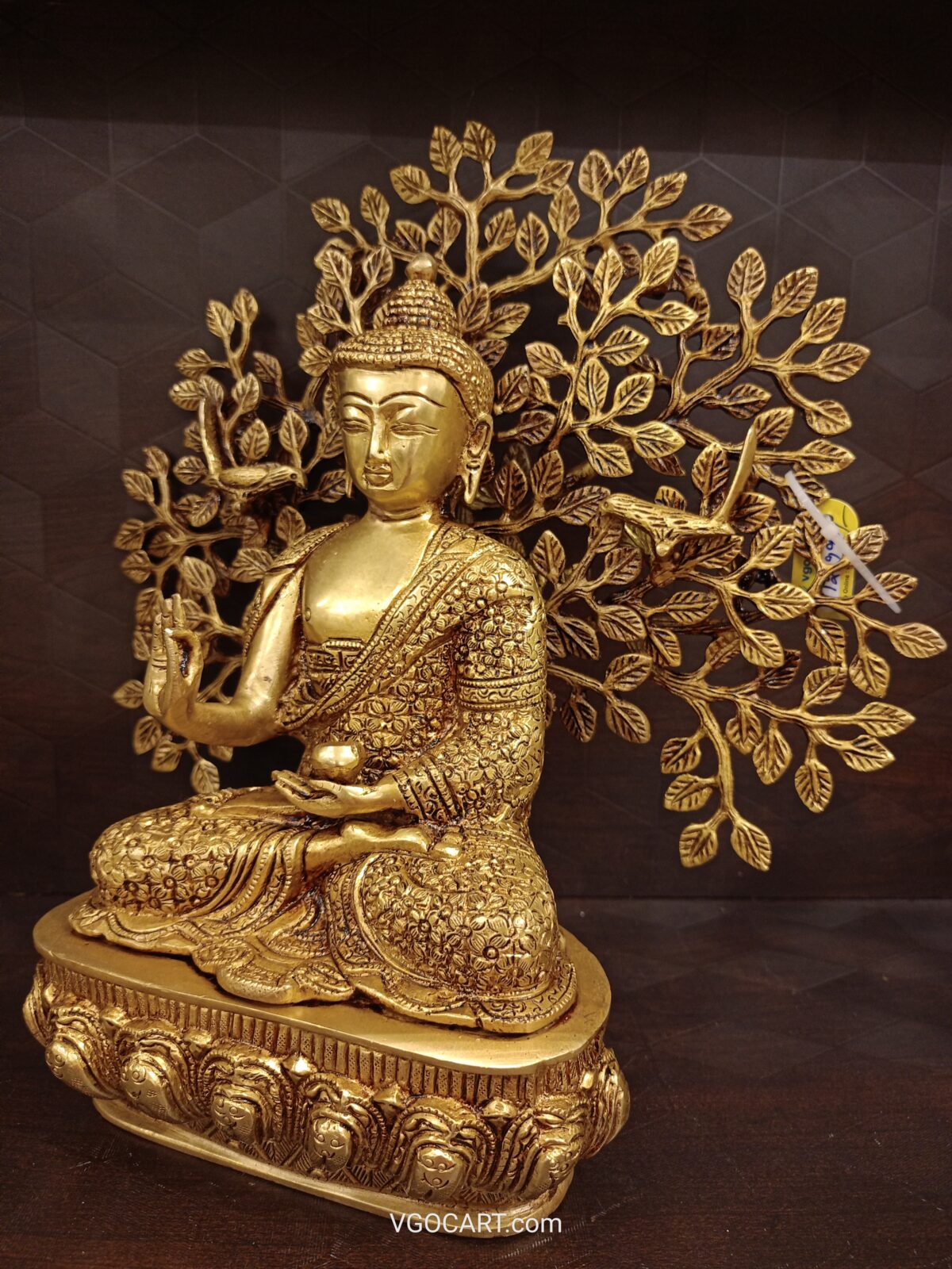 brass buddha under tree gift vgocart coimbatore india5 scaled