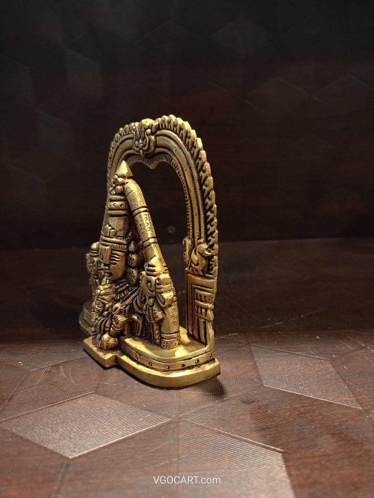 brass venkateshwara statue with Lakshmi 2 scaled