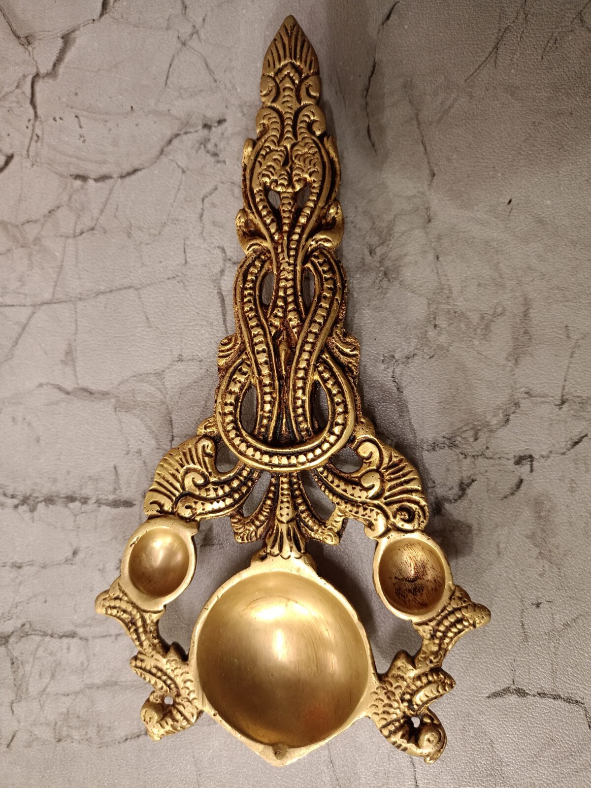 brass aarthiholder pooja gift vgocart coimbatore india1 scaled