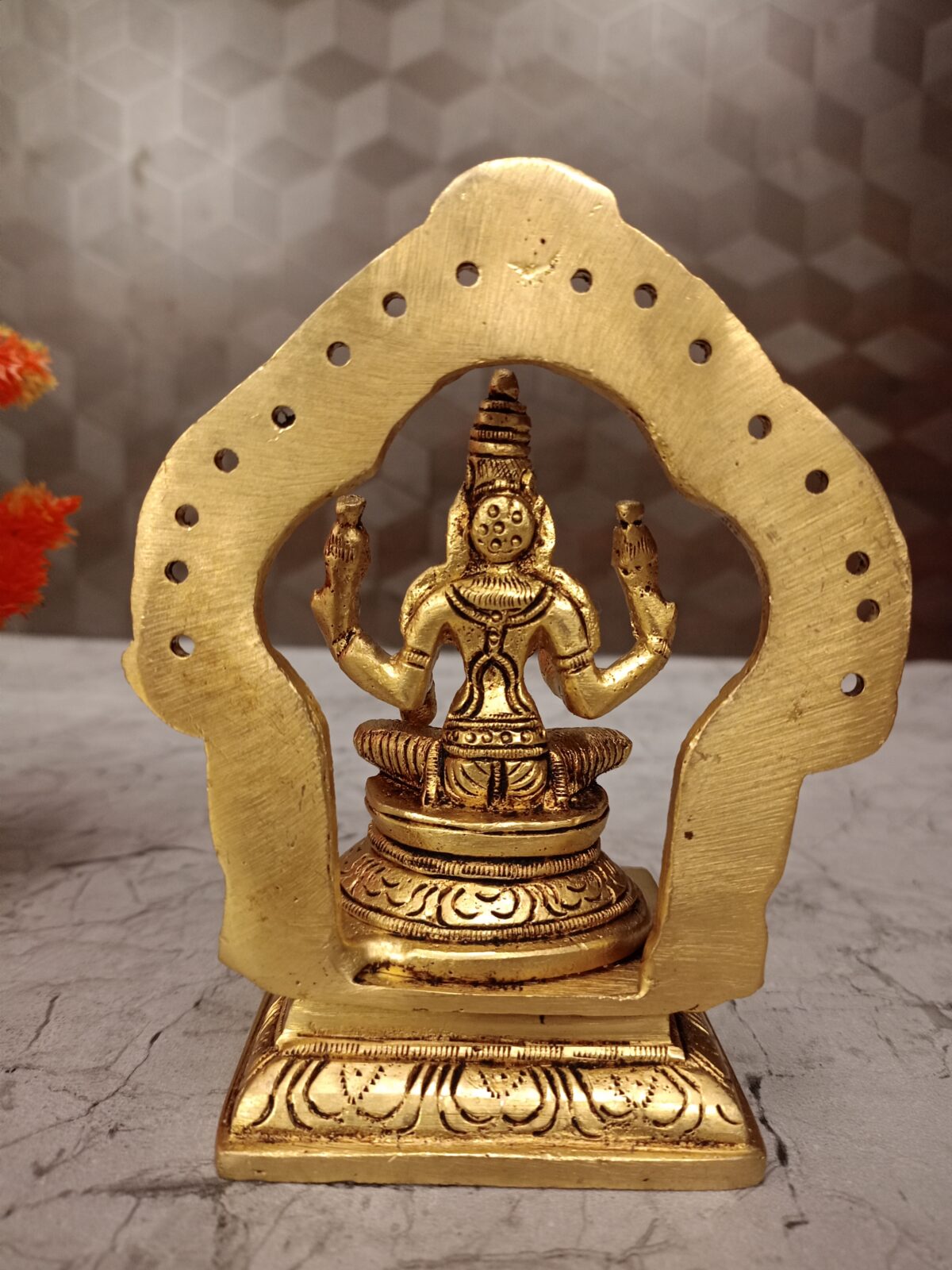 brass lakshmi idol pooja gift antique handcraft coimbatore india3 scaled